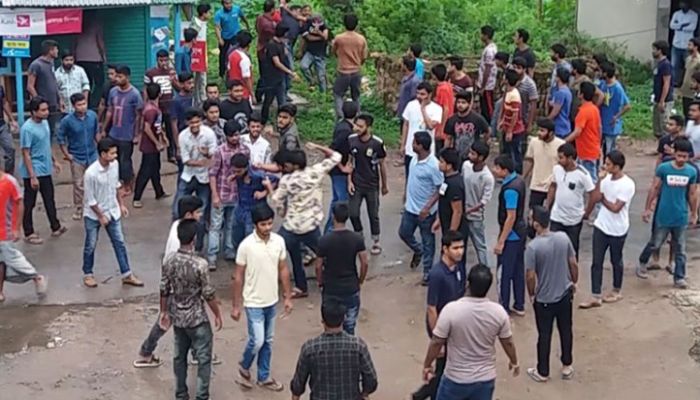 রাবিতে ছাত্রলীগের দু'পক্ষের সংঘর্ষ, আহত ৭