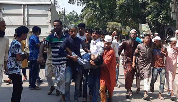 ভোলায় জনতা-পুলিশ সংঘর্ষে নিহত ৪, আহত শতাধিক