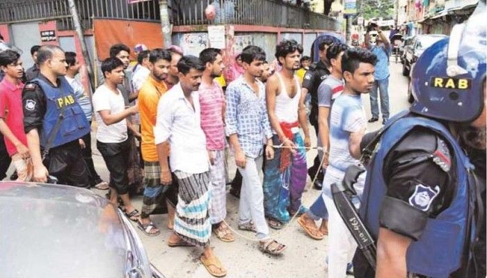 অনিশ্চিত জীবন ‘বিহারিদের’
