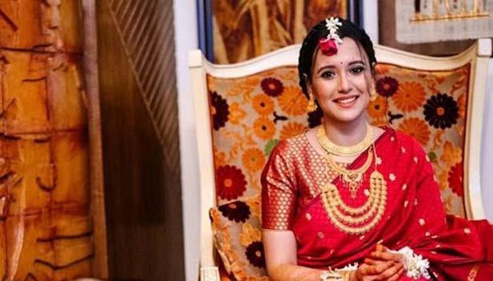 বিয়ের পিঁড়িতে সাবিলা নূর  