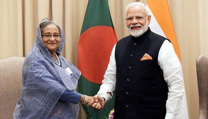 বৈঠকে বসেছেন হাসিনা-মোদি