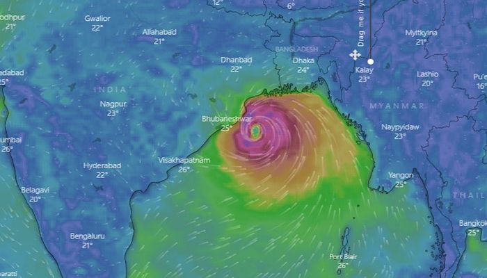 চট্টগ্রামে ৬, মোংলা-পায়রায় ৭ নম্বর বিপদ সংকেত
