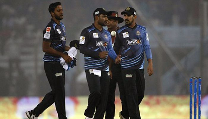 আশা জাগিয়েও পারলো না ঢাকা
