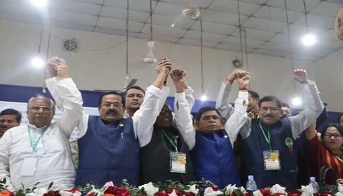 ঠাকুরগাঁও জেলা আ.লীগের সভাপতি কুরাইশী, সম্পাদক দীপক