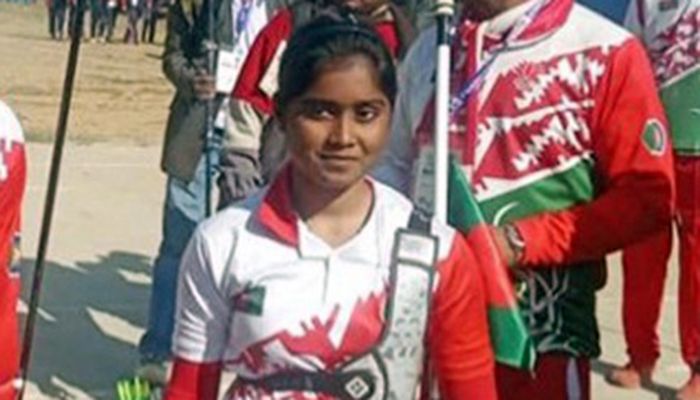 বিয়ের আসর থেকে পালানো ইতির স্বর্ণজয়