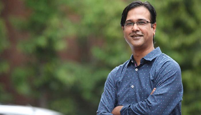 নতুন পরিচয়ে আসিফ