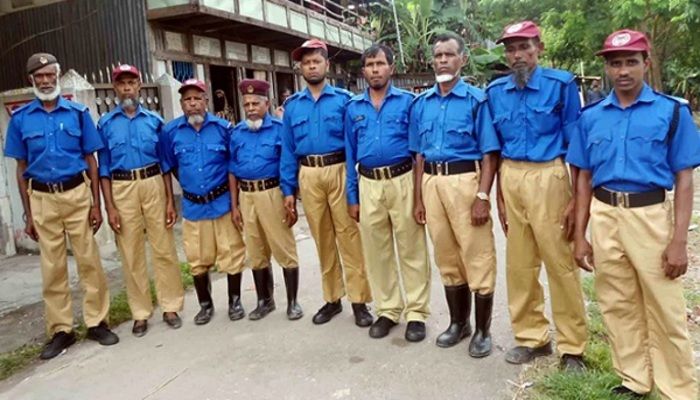 গ্রাম পুলিশকে ১৯ ও ২০তম গ্রেডে উন্নীত করার নির্দেশ