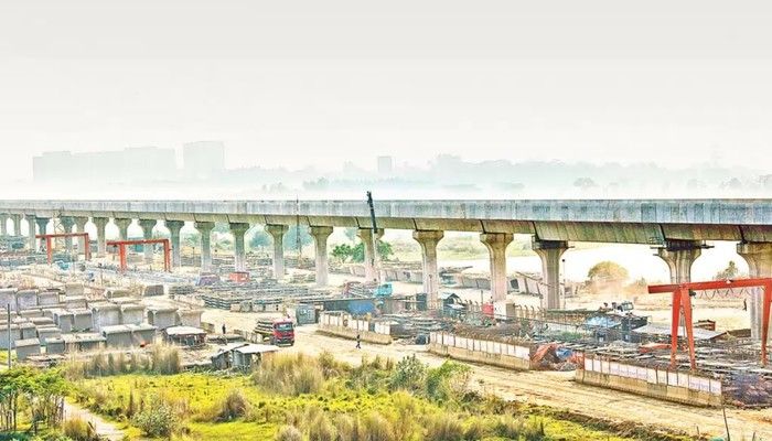 দৃশ্যমান হলো মেট্রোরেলের ৮ কিলোমিটার পথ
