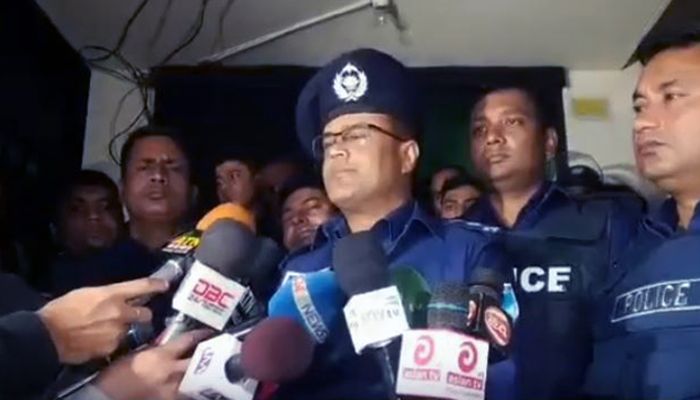আশুলিয়ায় জঙ্গি আস্তানা থেকে ‘নব্য জেএমবির স্ত্রী’ আটক