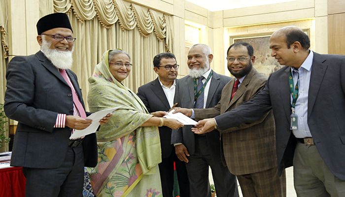 বঙ্গবন্ধু মেমোরিয়াল ট্রাস্টে এসবিএসি ব্যাংকের এককোটি টাকা অনুদান