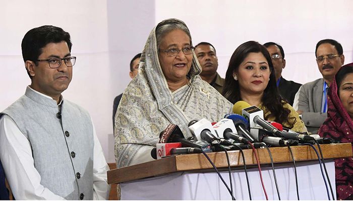 ছবিতে দুই সিটির ভোট