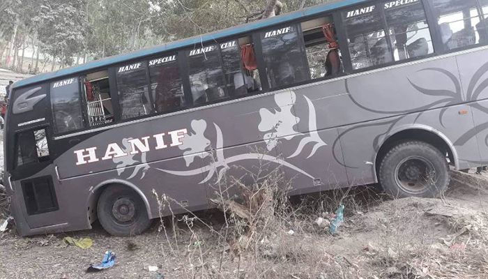 হানিফ পরিবহনের বাসচাপায় কলেজছাত্র নিহত