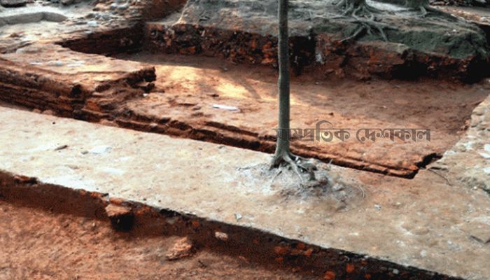 তাহিরপুরে খনন চলছে লাউড় রাজ্যের ধ্বংসাবশেষে