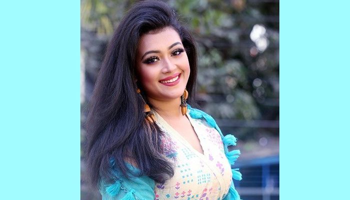 প্রশংসিত প্রিয়াংকার কণ্ঠে সন্ধ্যা মুখার্জির গান