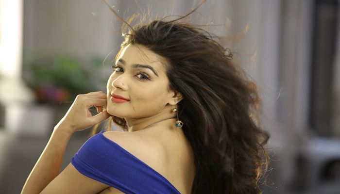 নতুন বছরে মাহিয়া মাহি