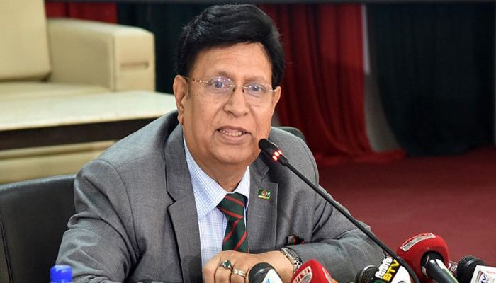 চীনা নাগরিকদের অন অ্যারাইভাল ভিসা সাময়িক বন্ধ 