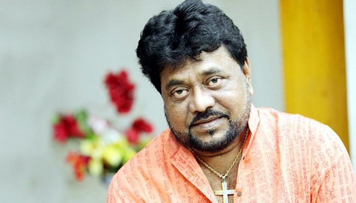 দেশে ফেরা হচ্ছে না এন্ড্রু কিশোরের  