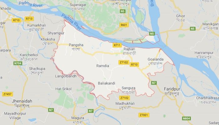 গাছের সাথে মোটরসাইকেলের ধাক্কায় ব্যবসায়ী নিহত