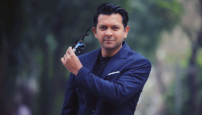 নিজেকে গৃহবন্দী করেছেন তাহসান