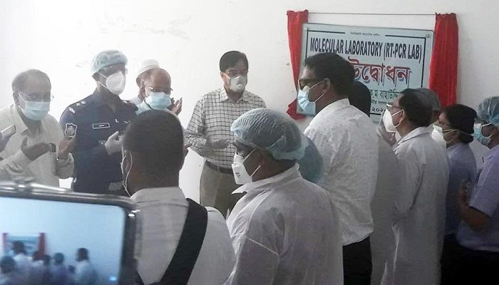 কুমেকে করোনা পরীক্ষার কার্যক্রম উদ্বোধন