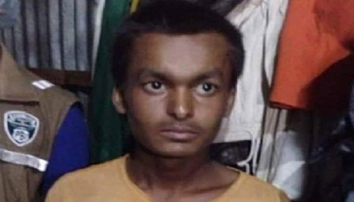 প্রবাসীর স্ত্রী ও তিন সন্তান হত্যার মূল হোতা গ্রেফতার