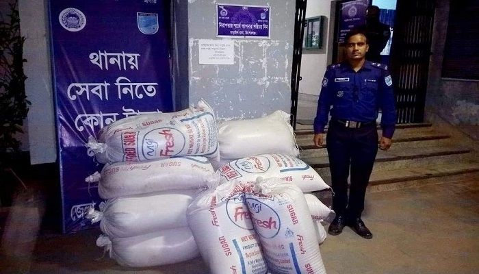 কিশোরগঞ্জে ১৭ বস্তা চালসহ যুবলীগ নেতা আটক