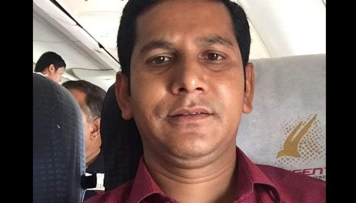কিশোরগঞ্জ জেলা পরিষদ সদস্য কামরুজ্জামান বরখাস্ত