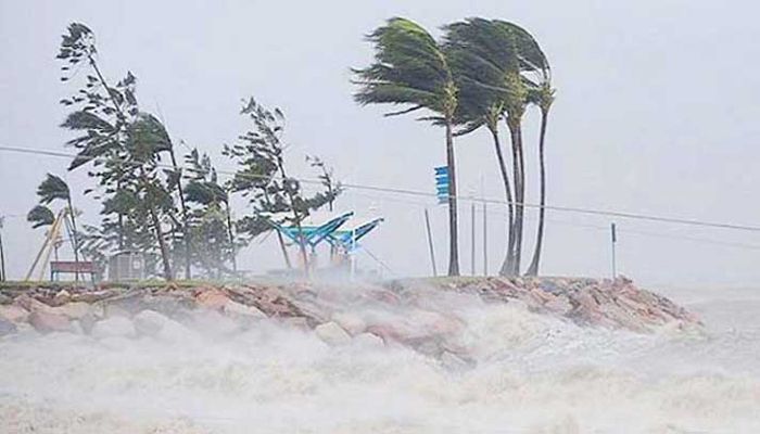 মে মাসে ঘূর্ণিঝড়, কালবৈশাখী, দাবদাহ ও বন্যার সম্ভাবনা