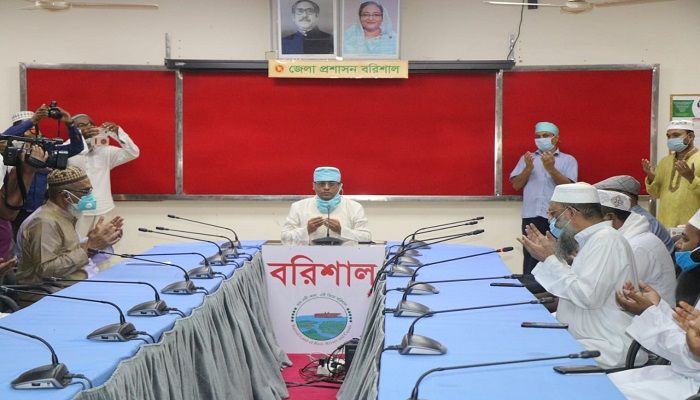 বরিশালের ৬৬৬৩ মসজিদে প্রধানমন্ত্রীর অনুদান বিতরণ