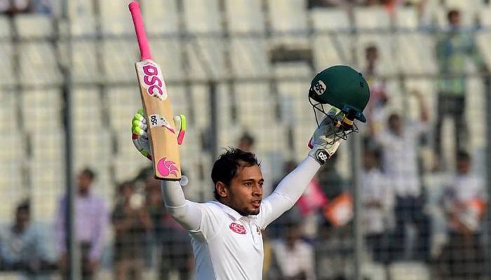 ভুয়া কলে বন্ধের পর চালু মুশফিকের ব্যাটের নিলাম