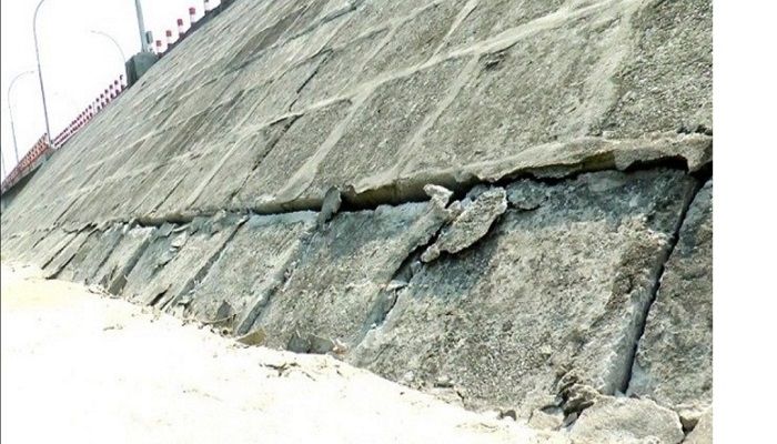 হুমকির মুখে কুষ্টিয়ার শেখ রাসেল সেতু