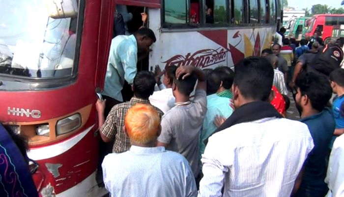 যাত্রী পরিবহনে মানতে হবে ১৪ নির্দেশনা