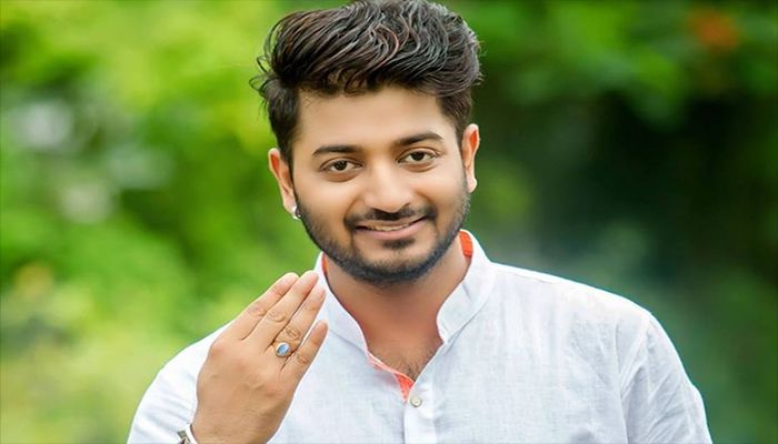 মাসজুড়ে এফডিসিতে ইফতার দিচ্ছেন বাপ্পি