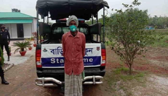 চাঁপাইনবাবগঞ্জে মদসহ আটক ১