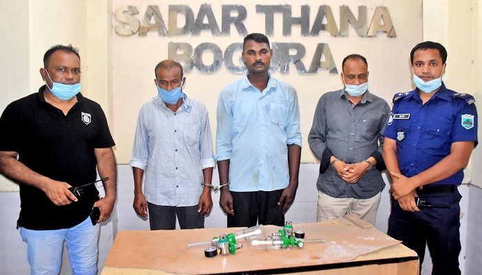 বগুড়ায় অক্সিজেন সিলিন্ডারের মিটার উদ্ধার, গ্রেফতার ৩