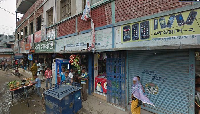 কামরাঙ্গীরচরে মার্কেটের আগুন নিয়ন্ত্রণে