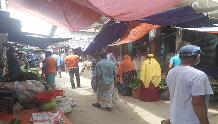 স্বাস্থ্যবিধি না মানায় বাড়ছে করোনা রোগী  
