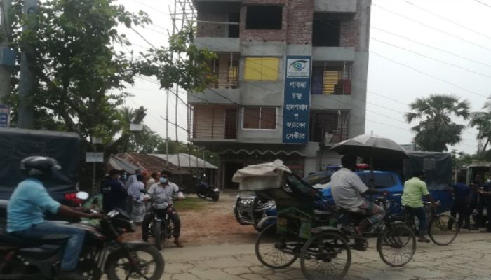 পাবনায় আ.লীগ নেতার বাড়িতে গৃহকর্মীকে হত্যার অভিযোগ