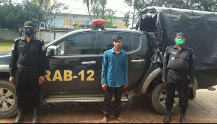 পাবনায় ১৯৭০ পিস ইয়াবাসহ যুবক আটক