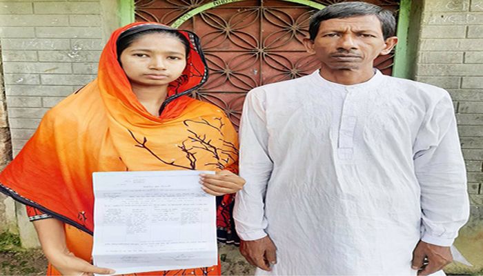 যৌতুকলোভী স্বামীর নির্যাতনে ঘরছাড়া স্ত্রী 