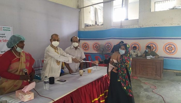 বাগেরহাটে নগদ সহায়তা পেলেন ২৫৯ অসহায় নারী 