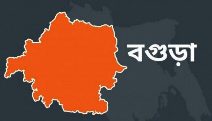  বগুড়ায় পিকআপ ভ্যানের চাপায় নিহত ৩ 