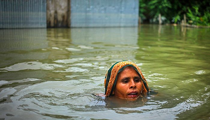 বন্যায় পানিবাহিত রোগে আক্রান্ত ৪ হাজার