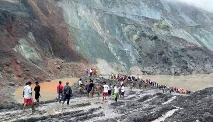 মিয়ানমারে খনি ধসে নিহত ১১৩