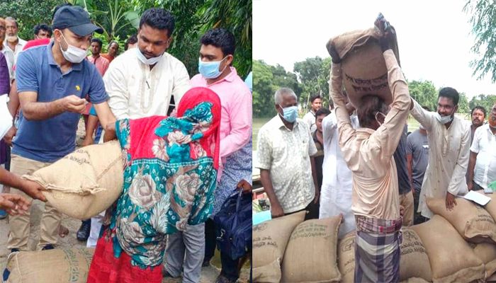মানিকগঞ্জে বন্যাদুর্গত ১২ শ’ পরিবারের মাঝে ত্রাণ বিতরণ 