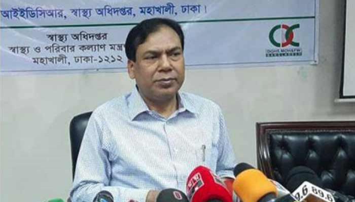 স্বাস্থ্যের সাবেক ডিজি আজাদ দুদকে