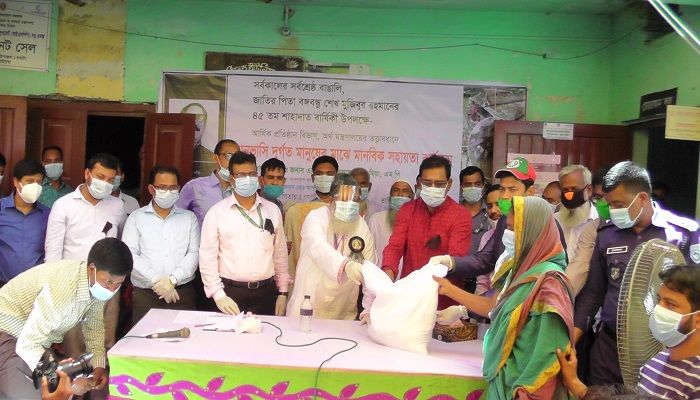 বন্যাদুর্গতদের জন্য বিএইচবিএফসির মানবিক সহায়তা কার্যক্রমের উদ্বোধন