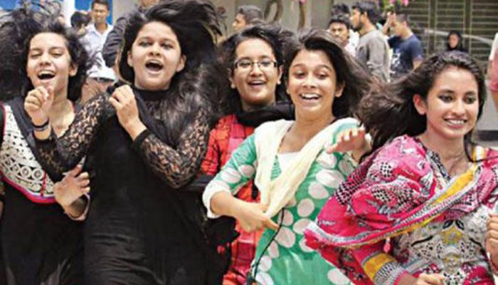 রাতে এইচএসসি ভর্তির ফল প্রকাশ, যেভাবে জানবেন