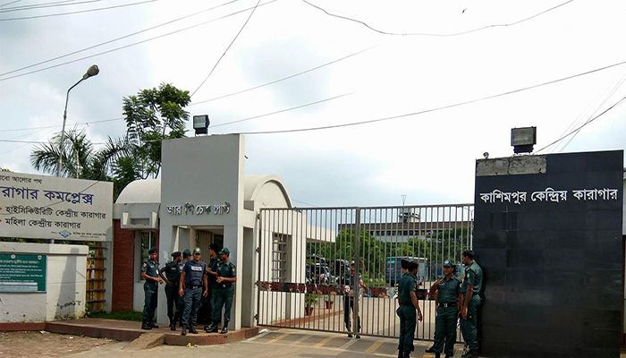 কয়েদি পালানোর ঘটনায় ৬ জন বরখাস্ত