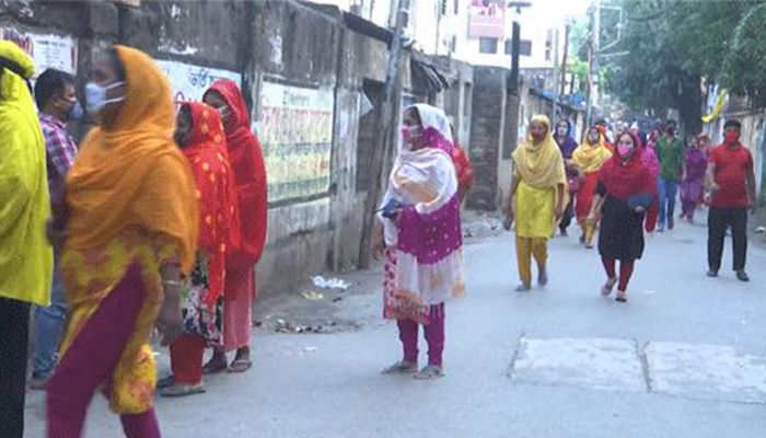 করোনায় আরো ৫ কোটি নারী  দারিদ্র্যের কবলে